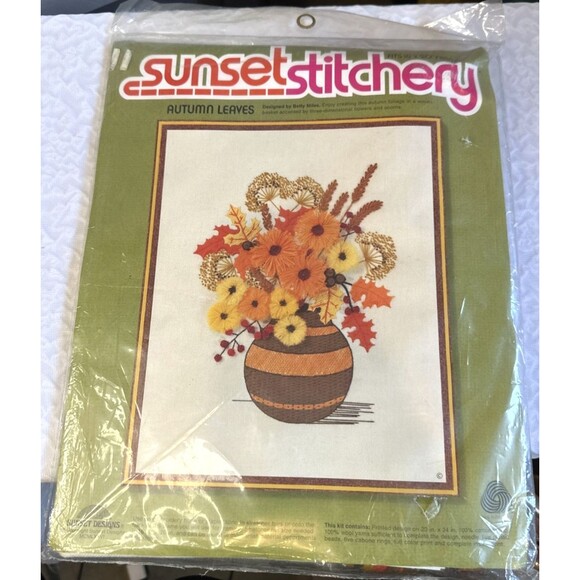 Sunset Stitchery kit autumn leaves Betty Miles 16 x 20 #2241 100% Pure Wool 70s - Picture 1 of 15
